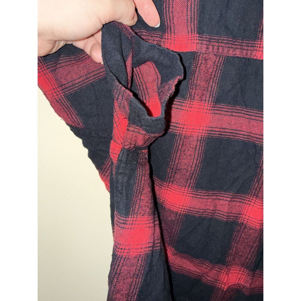 Hollister Men’s Plaid Flannel Shirt Small Red Black Short Sleeve Cotton - Picture 5 of 10